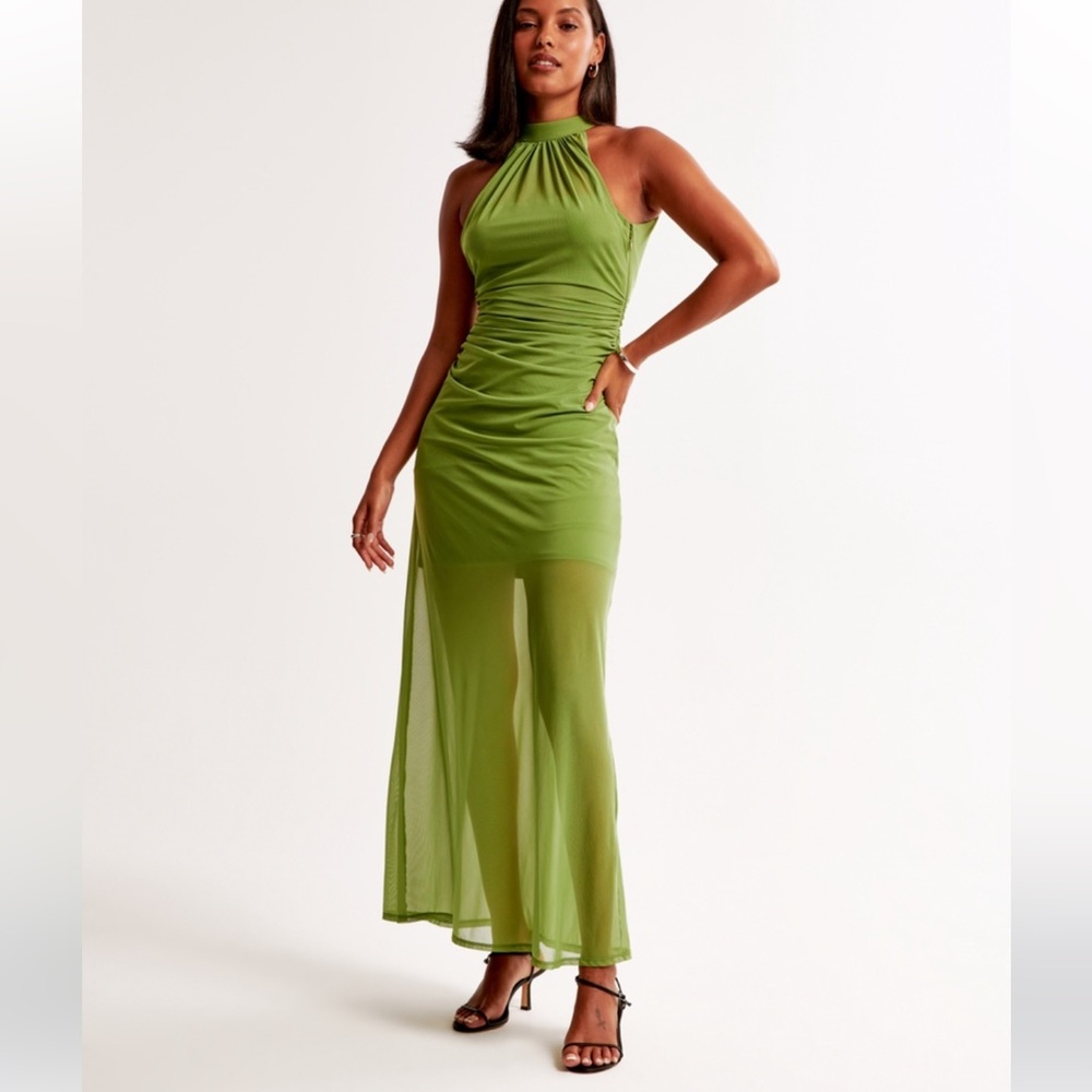 Elegant Green Halter Maxi Dress
